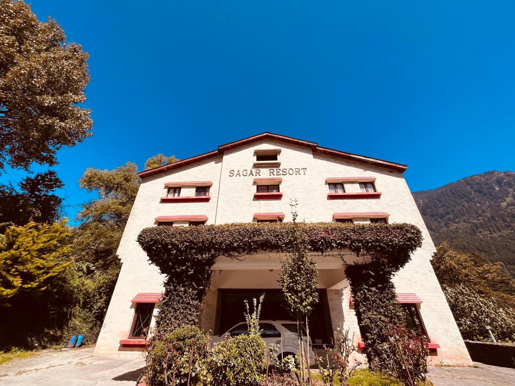 Sagar Resort !! Mountain View ! Luxury Stay ! Family Resort ! Private Parking ! Near Mall Road Manali  Exterior photo