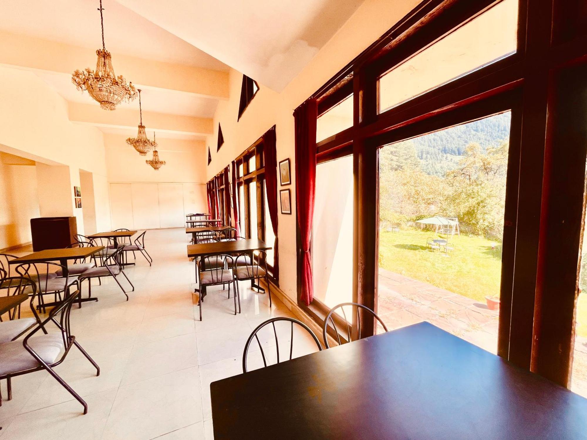 Sagar Resort !! Mountain View ! Luxury Stay ! Family Resort ! Private Parking ! Near Mall Road Manali  Exterior photo